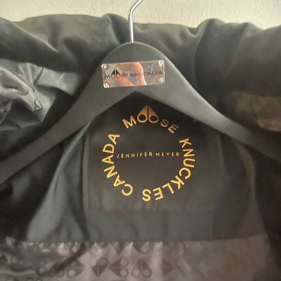 Moose Knuckles x Jennifer Meyer cropped puffer - Picture 4 of 5